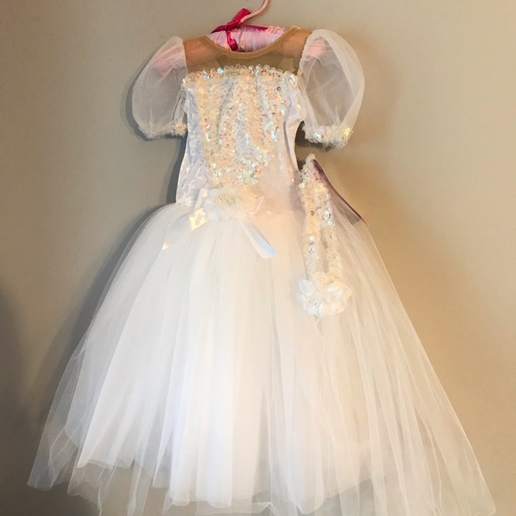 White Junior Bride 👰 Gown - Picture 7 of 8